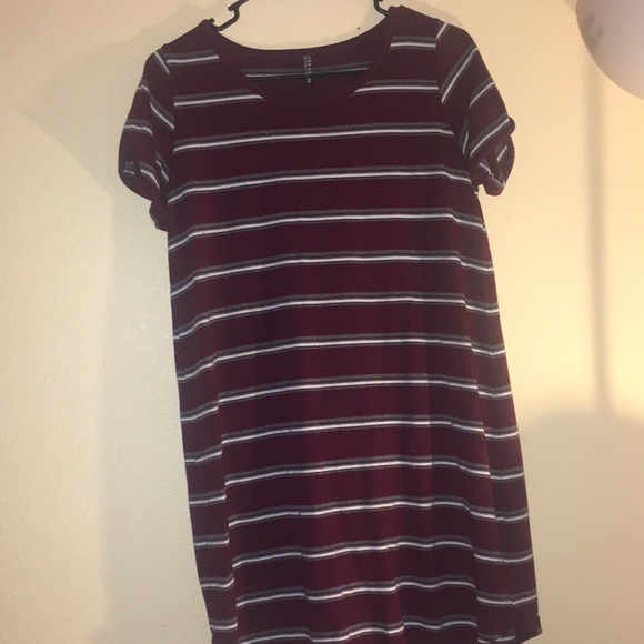 Maroon with white&gray striped T-shirt dress - Picture 3 of 3